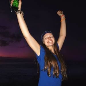 Meet your Posher, Jillian